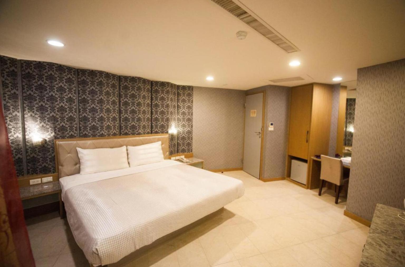 Love Hotel Pingtung Εξωτερικό φωτογραφία
